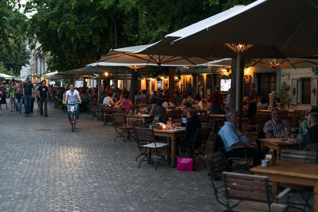 Studio In Ljubljana Center Daire Dış mekan fotoğraf